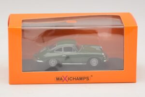 Porsche 356C Carrera 2 Mörkgrön Maxichamps 1:43 940062360 Metall — bild 5 av 5