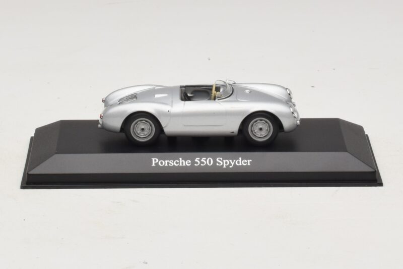 Porsche 550 Spyder Silver Maxichamps 1:43 940066030 Metall