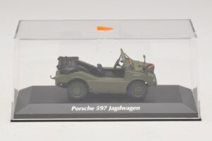 Porsche 597 Jagdwagen Olivgrön Maxichamps 1:43 940065300 Metall — bild 4 av 5