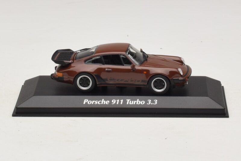 Porsche 911 930 Turbo 3.3 Brun Maxichamps 1:43 940069001 Metall