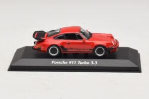 Porsche 911 930 Turbo 3.3 Röd Maxichamps 1:43 940069000 Metall