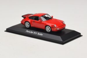 Porsche 911 964 Turbo Röd Maxichamps 1:43 940069102 Metall — bild 3 av 5