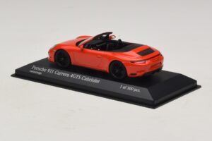 Porsche 911 991.1 Carrera 4 GTS Cabriolet Orange Minichamps 1:43 410067331 Metall — bild 3 av 5