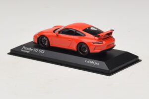 Porsche 911 991.1 GT3 Orange Minichamps 1:43 410066024 Metall — bild 3 av 5