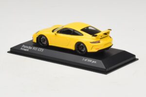 Porsche 911 991.1 GT3 Gul Minichamps 1:43 410066020 Metall — bild 3 av 5