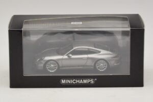 Porsche 911 991.1 R Silver Minichamps 1:43 410066224 Metall — bild 5 av 5