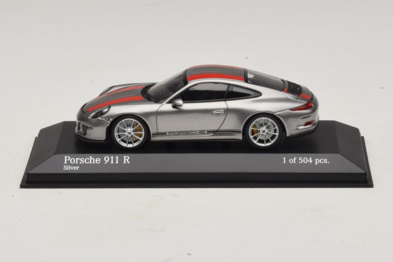 Porsche 911 991.1 R Silver Med Orangea Ränder Minichamps 1:43 410066222 Metall