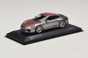 Porsche 911 991.1 R Silver Med Orangea Ränder Minichamps 1:43 410066222 Metall — bild 2 av 5