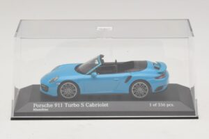 Porsche 911 991.1 Turbo S Cabriolet Blå Minichamps 1:43 410067182 Metall — bild 4 av 5