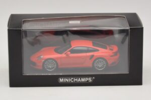 Porsche 911 991.1 Turbo S Orange Minichamps 1:43 410067171 Metall — bild 5 av 5