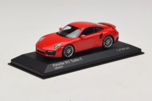Porsche 911 991.1 Turbo S Röd Minichamps 1:43 410067170 Metall — bild 2 av 5