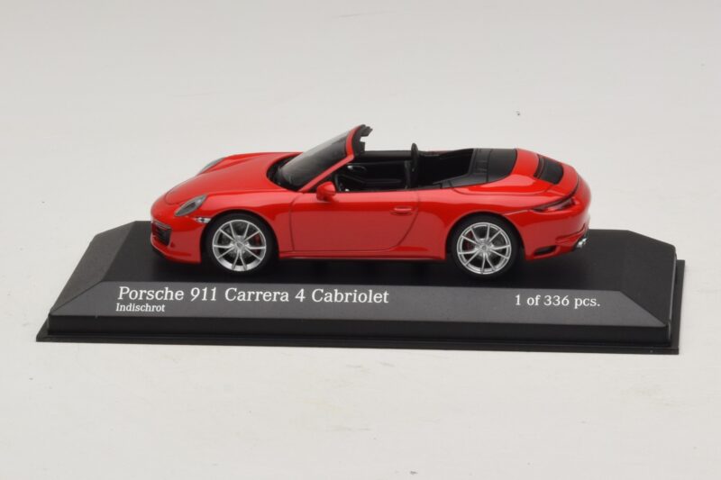 Porsche 911 991.2 Carrera 4 Cabriolet Röd Minichamps 1:43 410067230 Metall
