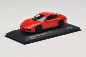 Porsche 911 991.2 Carrera 4 GTS Röd Minichamps 1:43 410067320 Metall — bild 2 av 5