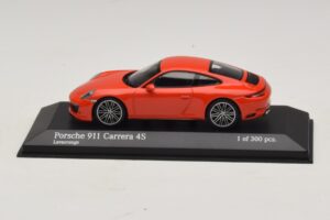 Porsche 911 991.2 Carrera 4S Orange Minichamps 1:43 410067241 Metall