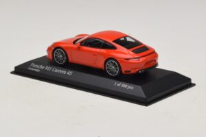 Porsche 911 991.2 Carrera 4S Orange Minichamps 1:43 410067241 Metall — bild 3 av 5