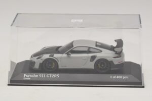 Porsche 911 991.2 GT2 RS Chalk Minichamps 1:43 410067237 Metall — bild 4 av 5
