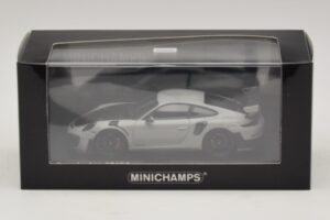 Porsche 911 991.2 GT2 RS Chalk Minichamps 1:43 410067237 Metall — bild 5 av 5