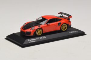 Porsche 911 991.2 GT2 RS Orange Minichamps 1:43 410067229 Metall — bild 2 av 5