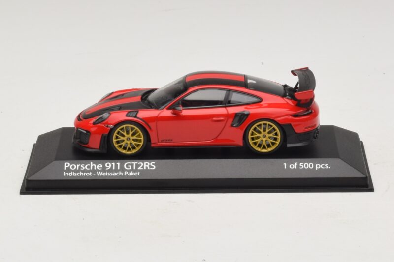Porsche 911 991.2 GT2 RS Weissach Package Röd Minichamps 1:43 410067221 Metall