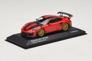 Porsche 911 991.2 GT2 RS Weissach Package Röd Minichamps 1:43 410067221 Metall — bild 2 av 5