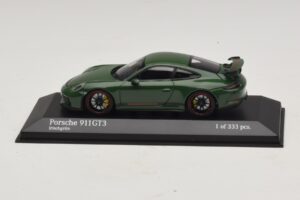 Porsche 911 991.2 GT3 Grön Minichamps 1:43 410066028 Metall