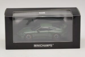 Porsche 911 991.2 GT3 Grön Minichamps 1:43 410066028 Metall — bild 5 av 5