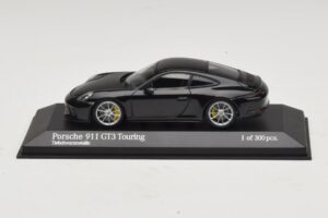 Porsche 911 991.2 GT3 Touring Svartmetallic Minichamps 1:43 410067424 Metall