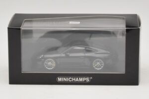 Porsche 911 991.2 GT3 Touring Svartmetallic Minichamps 1:43 410067424 Metall — bild 5 av 5