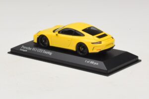 Porsche 911 991.2 GT3 Touring Gul Minichamps 1:43 410067421 Metall — bild 3 av 5