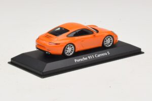 Porsche 911 991 Carrera S Orange Maxichamps 1:43 940060221 Metall — bild 2 av 5