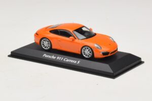 Porsche 911 991 Carrera S Orange Maxichamps 1:43 940060221 Metall — bild 3 av 5
