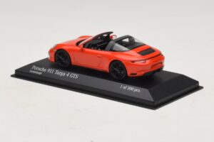 Porsche 911 991 Targa 4 GTS Orange Minichamps 1:43 410067341 Metall — bild 3 av 5
