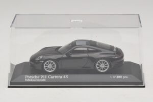 Porsche 911 992 Carrera 4S Svartmetallic Minichamps 1:43 410069320 Metall — bild 4 av 5