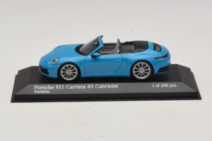 Porsche 911 992 Carrera 4S Cabriolet Blå Minichamps 1:43 410069332 Metall