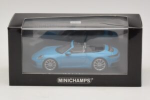 Porsche 911 992 Carrera 4S Cabriolet Blå Minichamps 1:43 410069332 Metall — bild 5 av 5