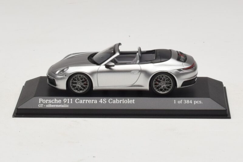 Porsche 911 992 Carrera 4S Cabriolet Silver Minichamps 1:43 410069330 Metall