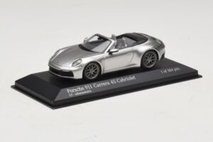 Porsche 911 992 Carrera 4S Cabriolet Silver Minichamps 1:43 410069330 Metall — bild 2 av 5