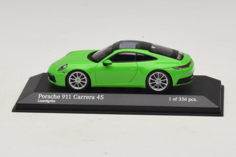 Porsche 911 992 Carrera 4S Grön Minichamps 1:43 410069322 Metall