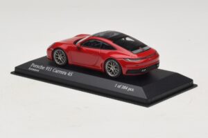 Porsche 911 992 Carrera 4S Röd Minichamps 1:43 410069321 Metall — bild 3 av 5