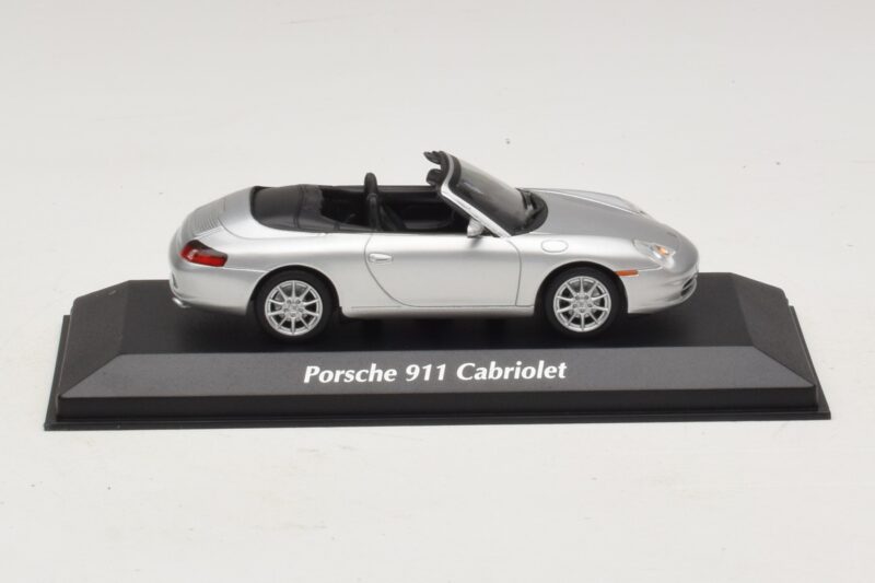 Porsche 911 996 Cabriolet Silver Maxichamps 1:43 940061031 Metall