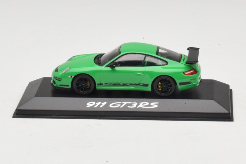 Porsche 911 997 GT3 RS Grön Minichamps 1:43 403066011 Metall