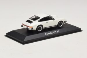 Porsche 911 SC Vit Maxichamps 1:43 940062020 Metall — bild 2 av 5