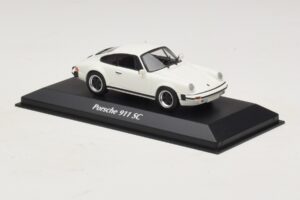 Porsche 911 SC Vit Maxichamps 1:43 940062020 Metall — bild 3 av 5