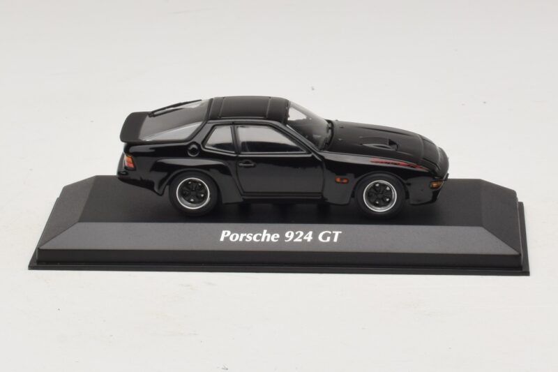 Porsche 924 GT Svart Maxichamps 1:43 940066124 Metall