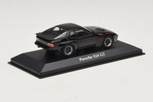 Porsche 924 GT Svart Maxichamps 1:43 940066124 Metall — bild 2 av 5