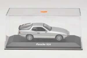 Porsche 924 Silver Maxichamps 1:43 940062120 Metall — bild 4 av 5