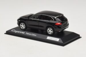 Porsche Cayenne 9PA Platina Edition Svart Minichamps 1:43 WAP0200160E Metall — bild 3 av 5