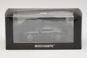 Porsche Cayman GT4 981 Black Metallic Minichamps 1:43 410066121 Metall — bild 5 av 5
