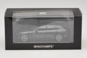 Porsche Panamera 971 4 E-Hybrid Sport Turismo Grå Minichamps 1:43 410066112 Metall — bild 5 av 5