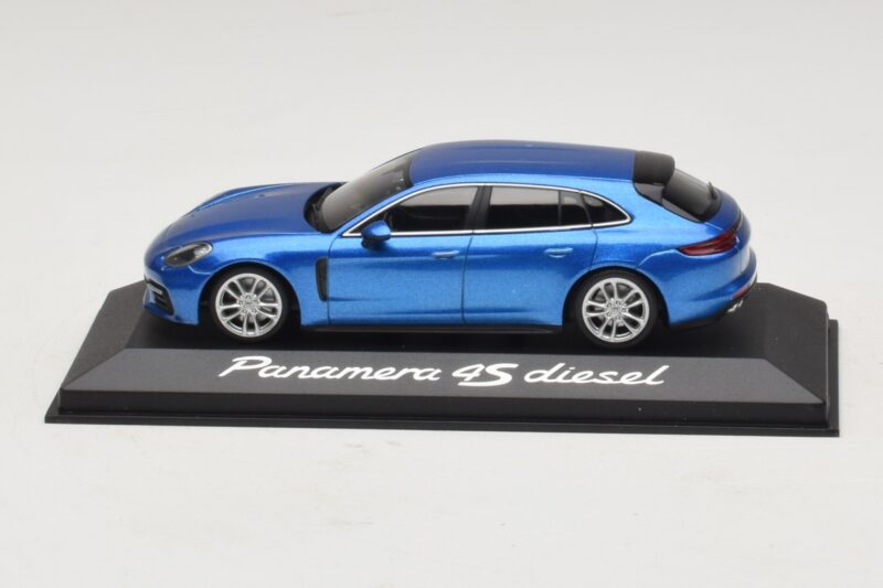Porsche Panamera 971 4S Diesel Blå Metallic Minichamps 1:43 WAP0207600H Metall